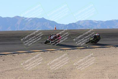 media/Dec-06-2024-CVMA Friday Practice (Fri) [[e1d1c5d4fc]]/4-Group 4 and Trackday/Session 5 (Bowl)/